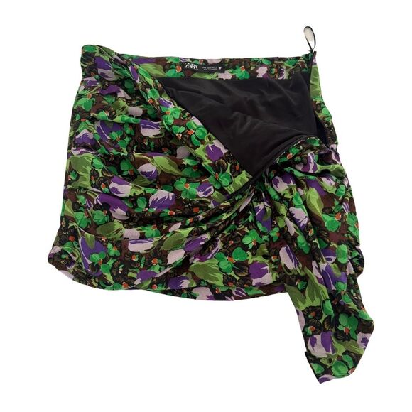 Zara Women’s Faux Wrap Floral Side Ruched Mini Skirt Size Small - Picture 3 of 7